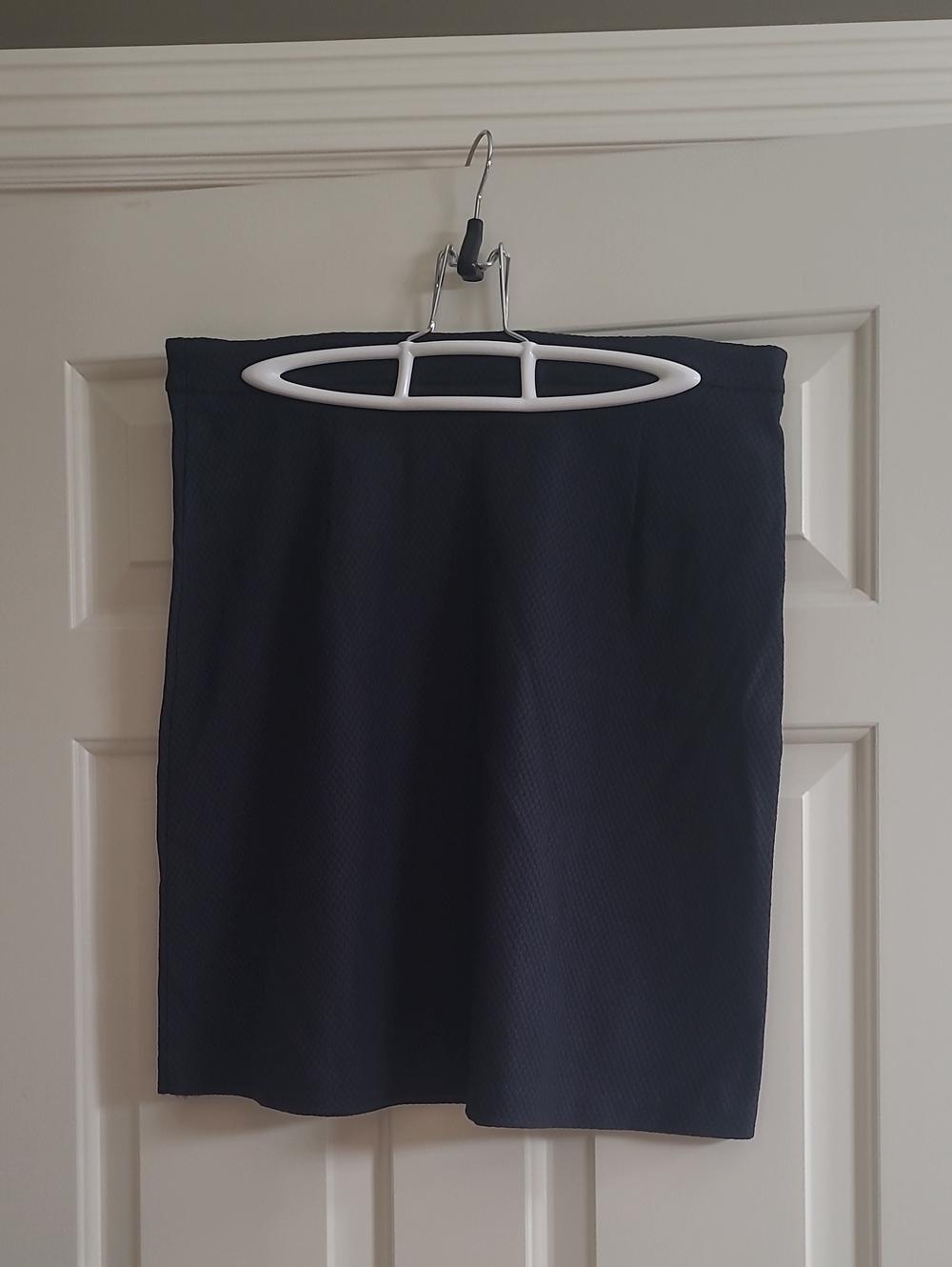 Classic Women's Navy Pencil Skirt - Versatile Workwear
